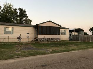 1606 Spradley Rd, Kilgore, TX 75662