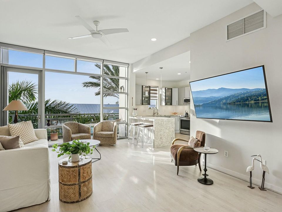 1st image of 365 SE 6th Avenue #406