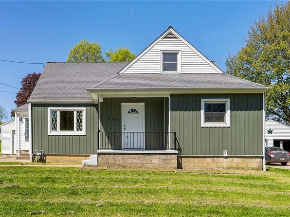 800 Smith Ave, Sharon, PA 16146