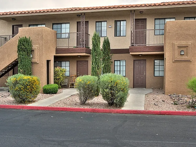 Arcadia Palms — Photo 24
