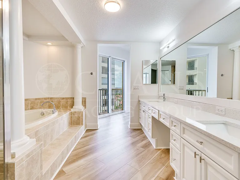 2901 Atlantic Ave #703 — Photo 31