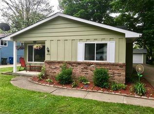 4430 Silverdale Rd, North Olmsted, OH