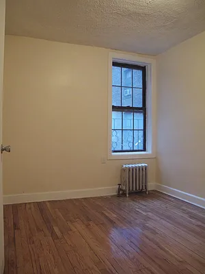 Rented by Bohemia Realty Group | media 8