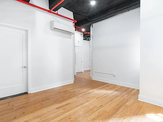 Rented by C2R Management LLC | media 40