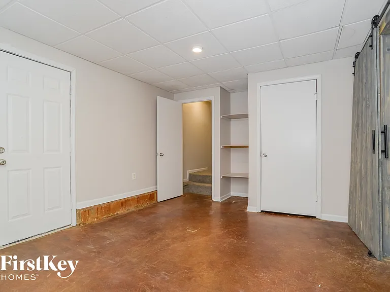 1106 Park Dr — Photo 11