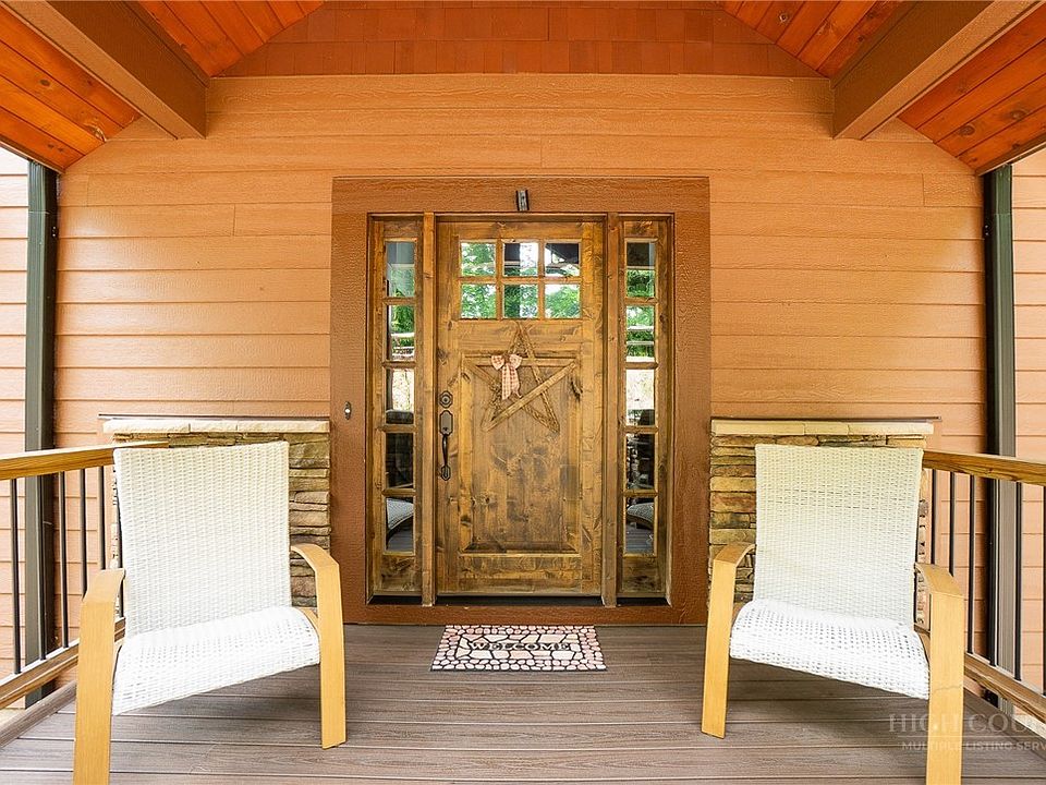 1st image of 1009 Larkspur Trail