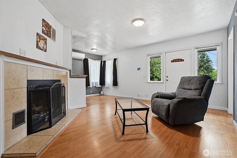 5th image of 3706 W Arsenal
