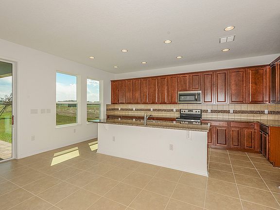 2nd image of 2682 Gaspirilla Cir
