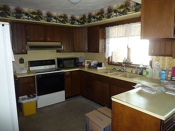 5th image of 1101 Oak St
