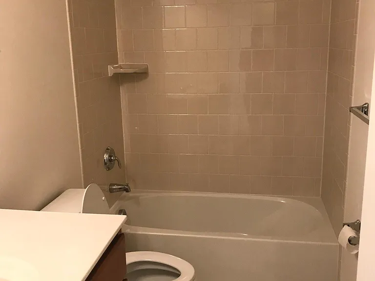 42314 Rockrimmon Ter — Photo 27
