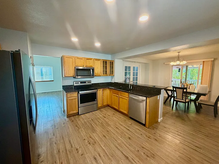 5006 Bittercreek Dr — Photo 14