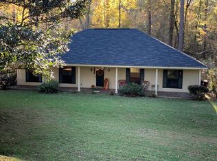 215 Hurricane Rd, Natchez, MS 39120