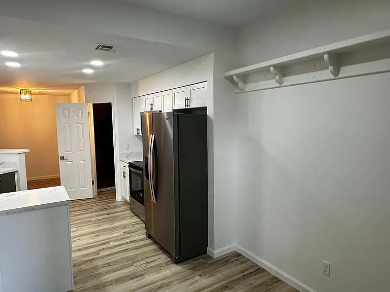 101 N 7th St #184 — Photo 9