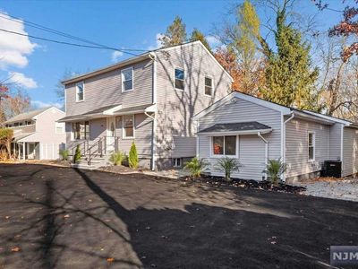 467 Pascack Rd, Washington Township, NJ, 07676