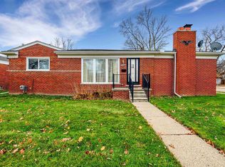 20100 Sunnyside St, Saint Clair Shores, MI 48080