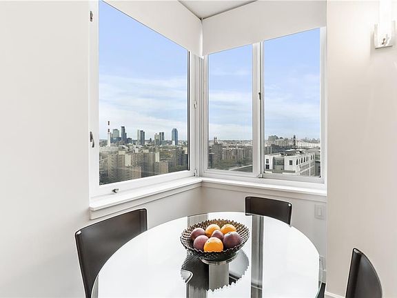4th image of 524 E 72nd St APT 30B