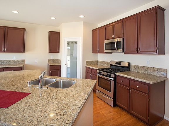 4th image of 13886 Hidden Pines Ct
