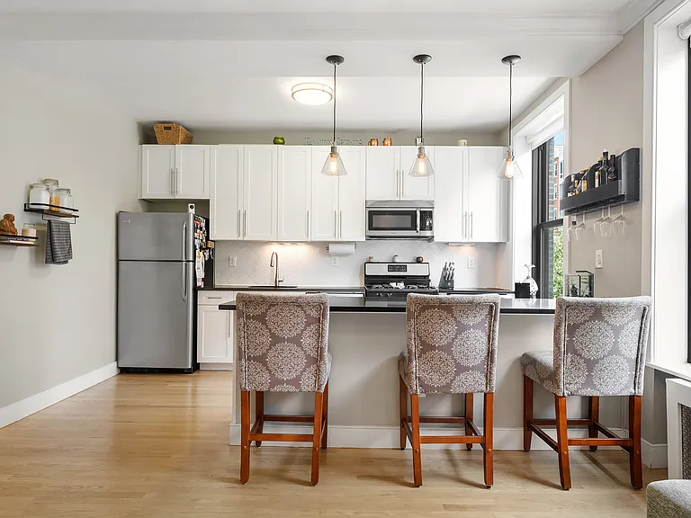 417 Manhattan Ave #B-7 — Photo 5