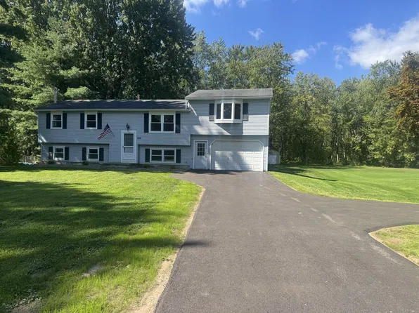 109 Hutchings Rd, Rochester, NY 14624
