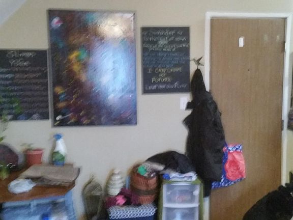 2nd image of 932 E College St #16037777