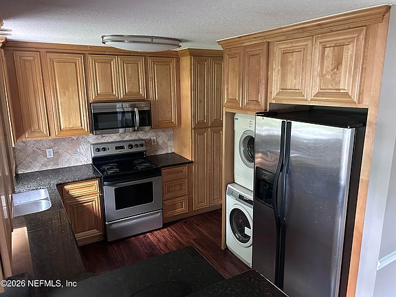 4th image of 3434 BLANDING Boulevard #228