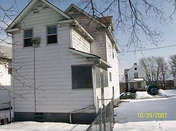 3rd image of 1008 Franklin Ave
