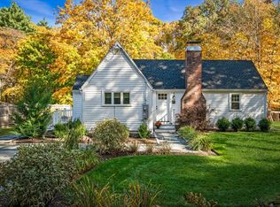 135 Cutler Rd, South Hamilton, MA 01982