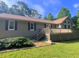 436 Leona Ln, Cleveland, GA 30528