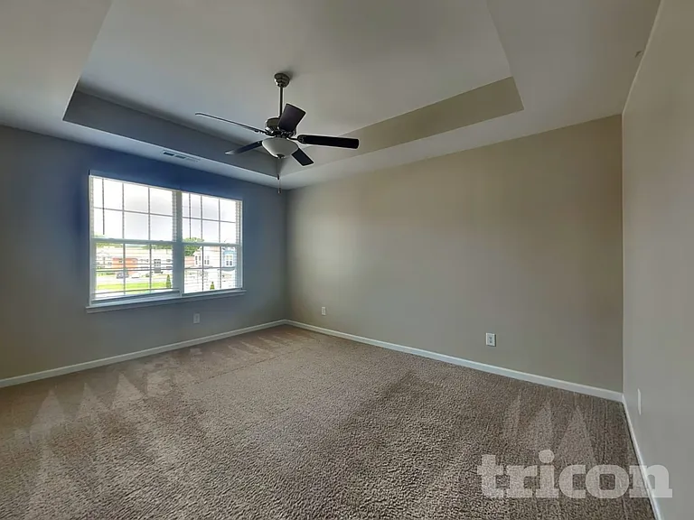 324 Kinsale Dr — Photo 7