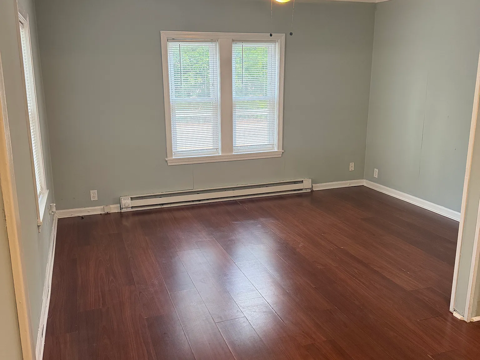 3 bed, 987 sqft, $2,350 — Photo 3