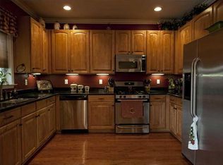 1405 Rock Dove Ln, Hanahan, SC 29410