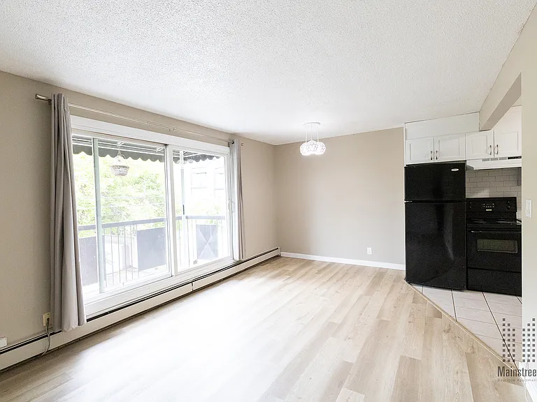 1937 11th Ave SW — Photo 12