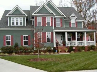 902 Heydon Ct, Chesapeake, VA 23322