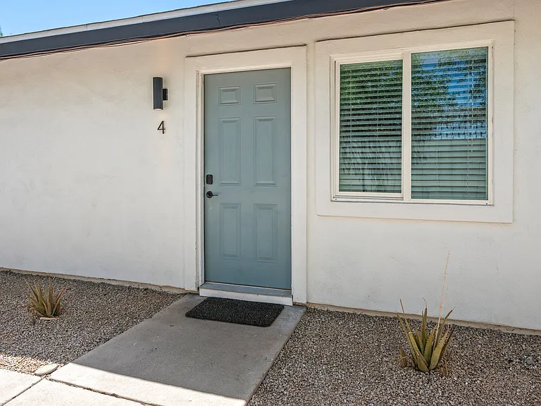 1110 E Polk St #4 — Photo 20