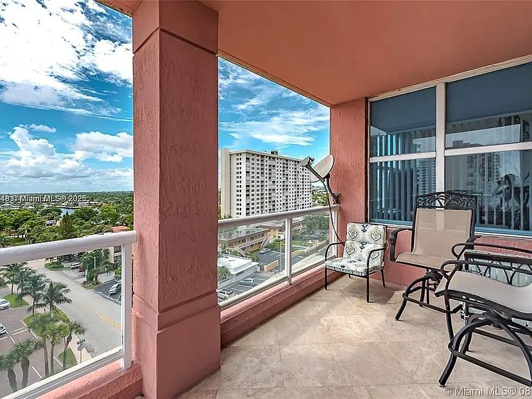 2100 N Ocean Blvd #9E — Photo 3