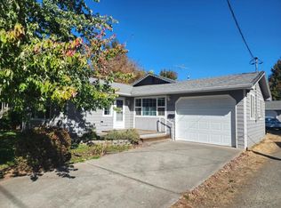 1383 NW Conklin Ave, Grants Pass, OR 97526