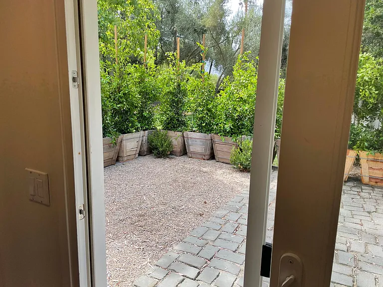 605B W Eucalyptus St #GUEST — Photo 14