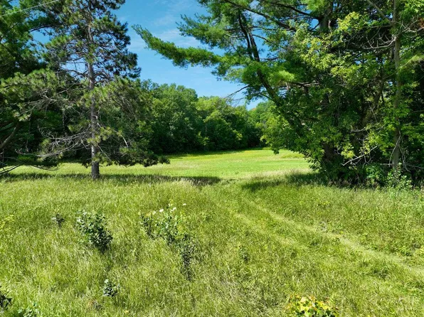 Syme Ave, Glenwood City, WI 54013