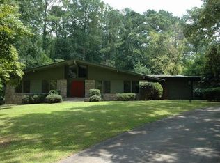 6325 Riverside Dr NW, Sandy Springs, GA 30328