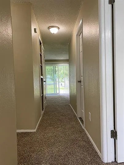 Riverside Manor - C11 — Photo 9
