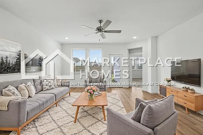 415 Bertney Dr — Photo 12