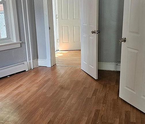 3rd image of 43 Laurel Ave