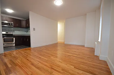 Rented by CITY SKYLINE REALTY INC