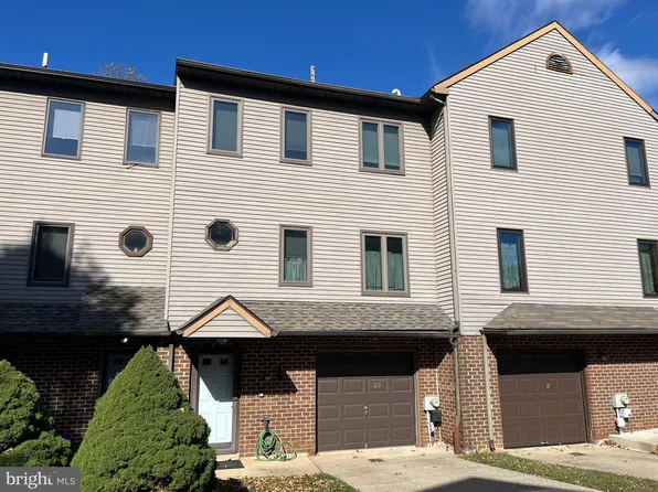 8816 Ridge Ave APT 23, Philadelphia, PA 19128