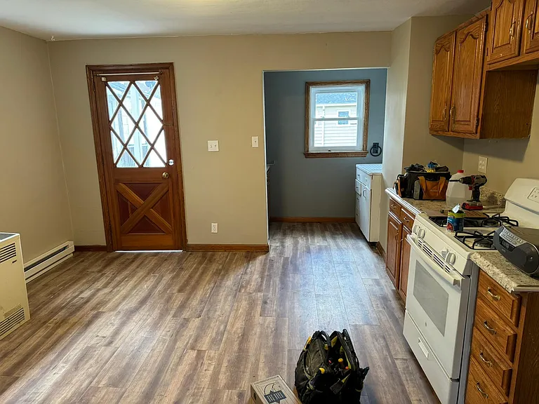 34 Roosevelt St — Photo 11