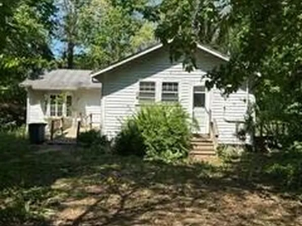 319 Massachusetts 6A, Yarmouth Port, MA 02675