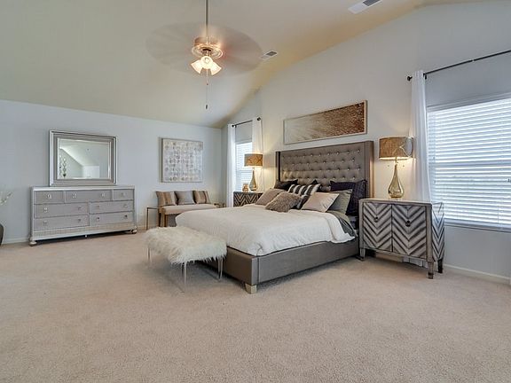 4th image of 1512 Oglethorpe Drive #0079