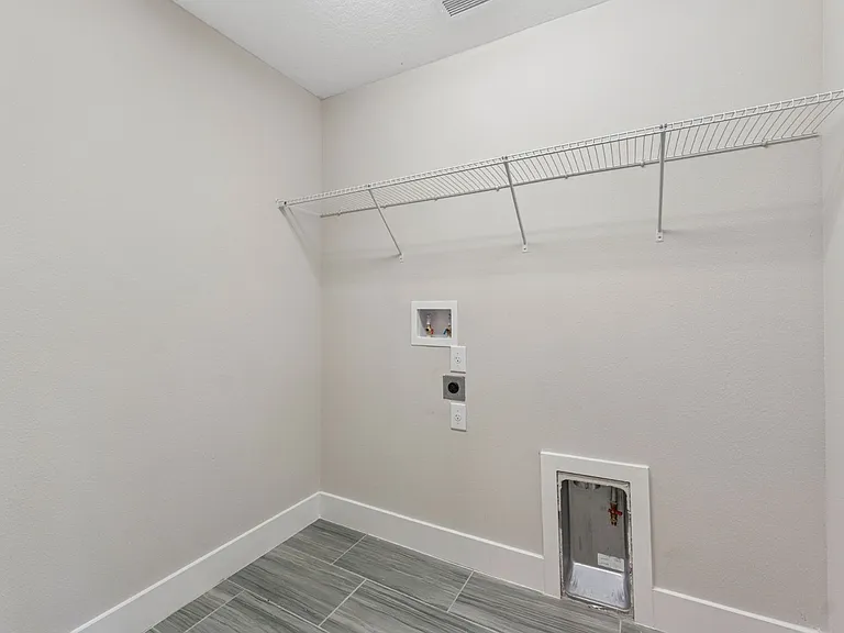 17970 Fenders Way — Photo 29