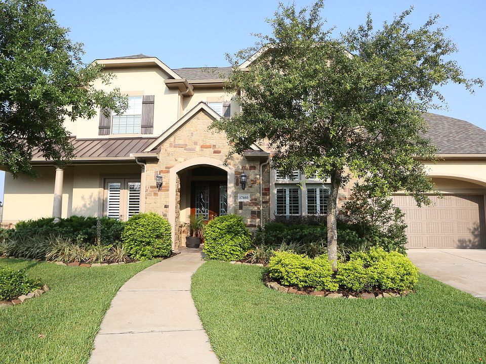 Stone and stucco exterior