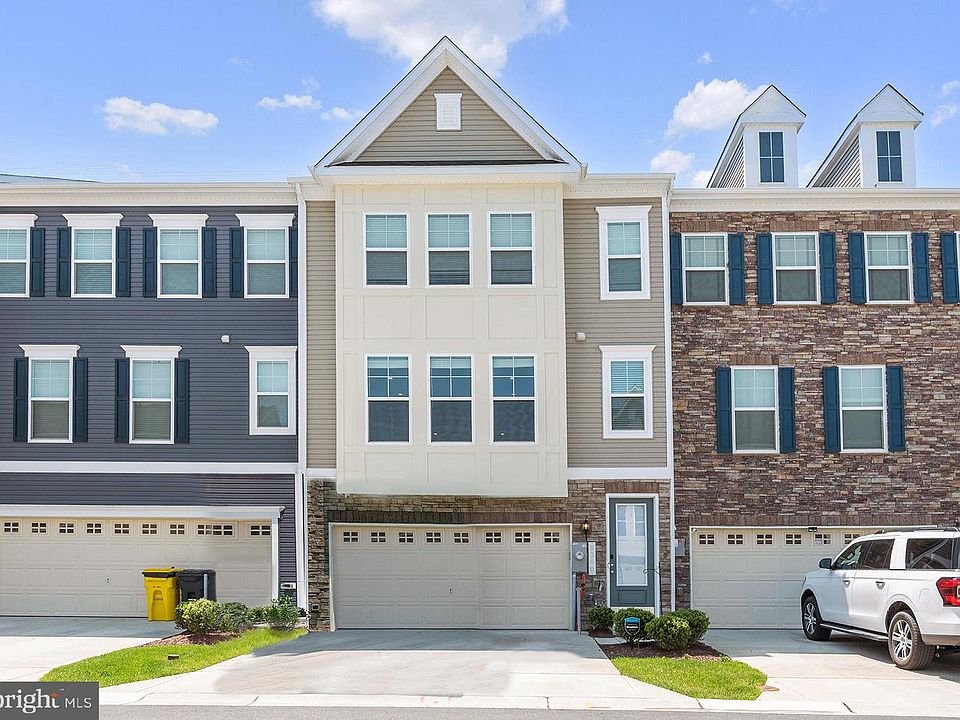 1st image of 8380 Amber Beacon Cir